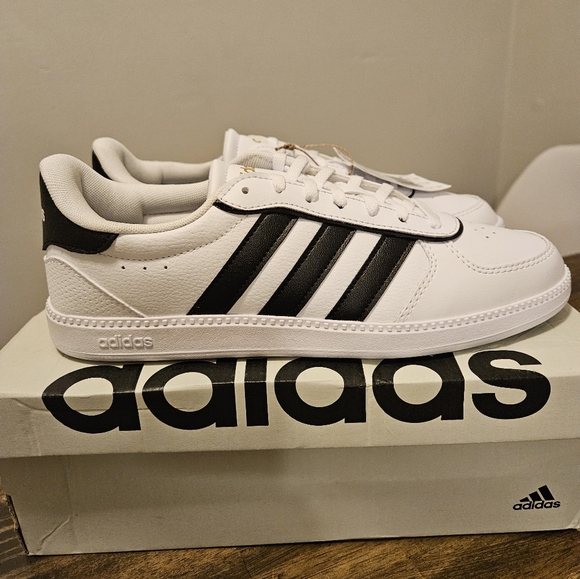 Adidas Womens Breaknet Sleek Court Shoes Classic White and Black - Picture 1 of 8